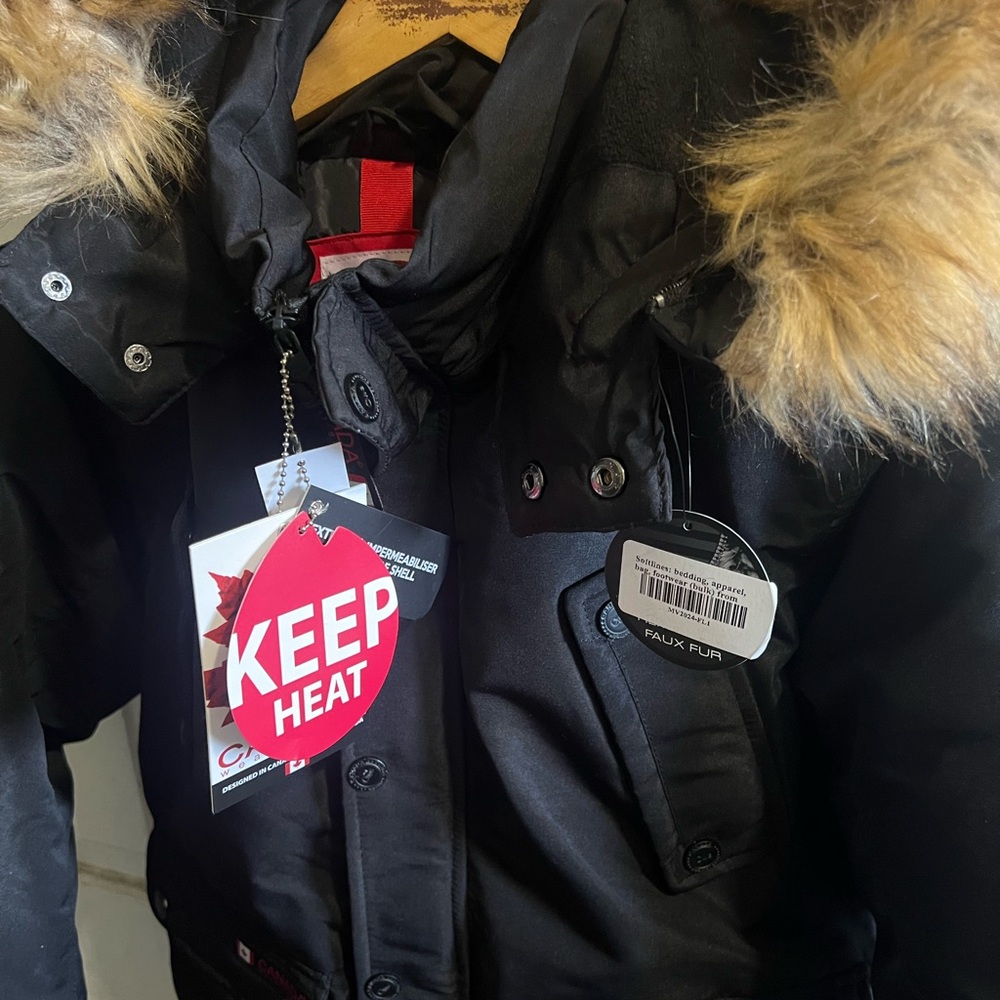 Canada Goose Black Insulated Parka - Picture 9 of 9